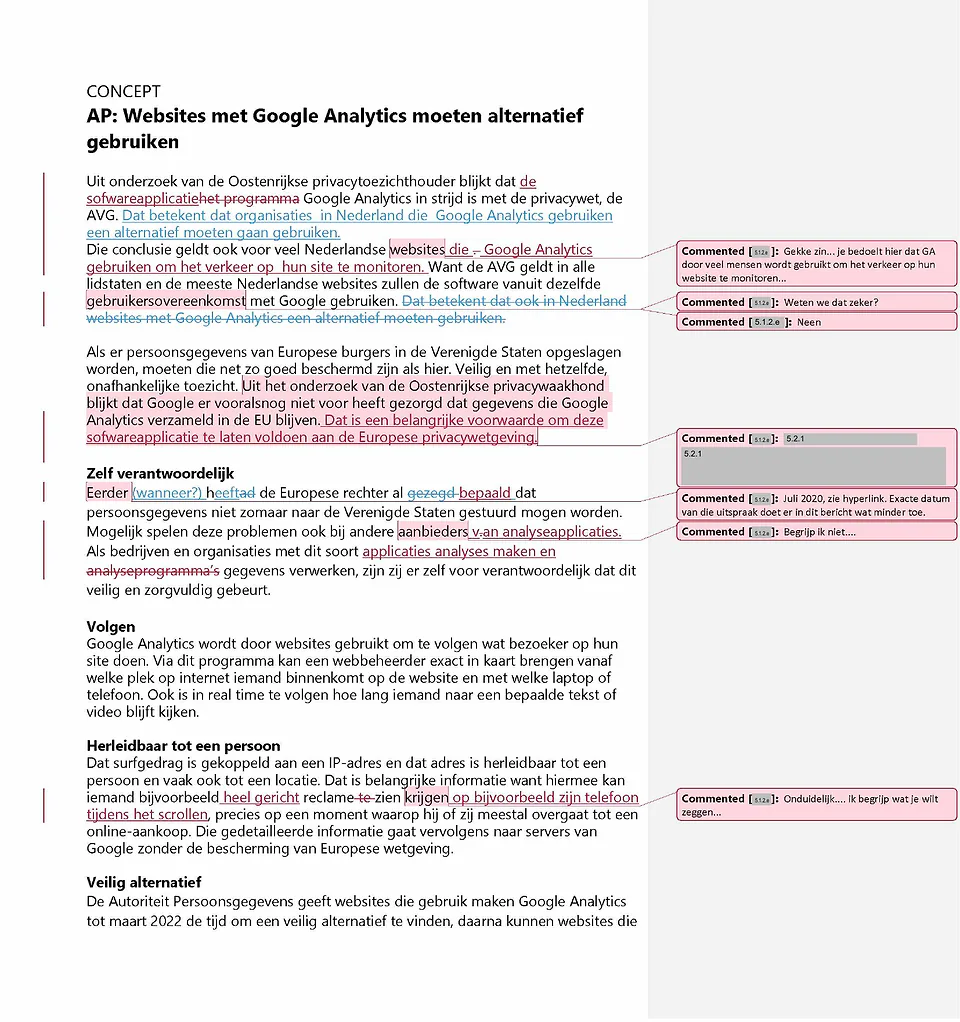 Pagina uit de Woo-stukken van de AP: het concept-persbericht "AP: Websites met Google Analytics moeten alternatief gebruiken" uit december 2021, met wijzigingen in spoor en interne opmerkingen in de kantlijn.
